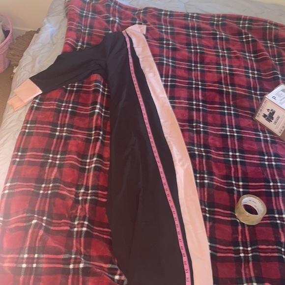 Black and pink Abaya / Robe, Medium size - Picture 9 of 10